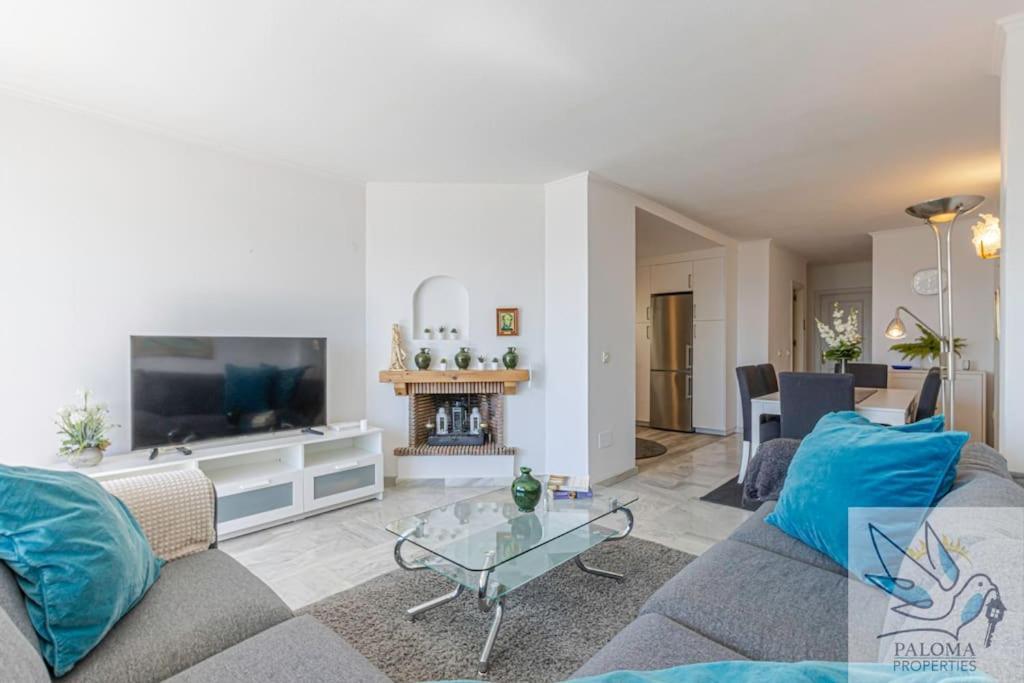 Benalgolf/Penthouse With Wonderful Sea Views Benalmádena Exterior foto