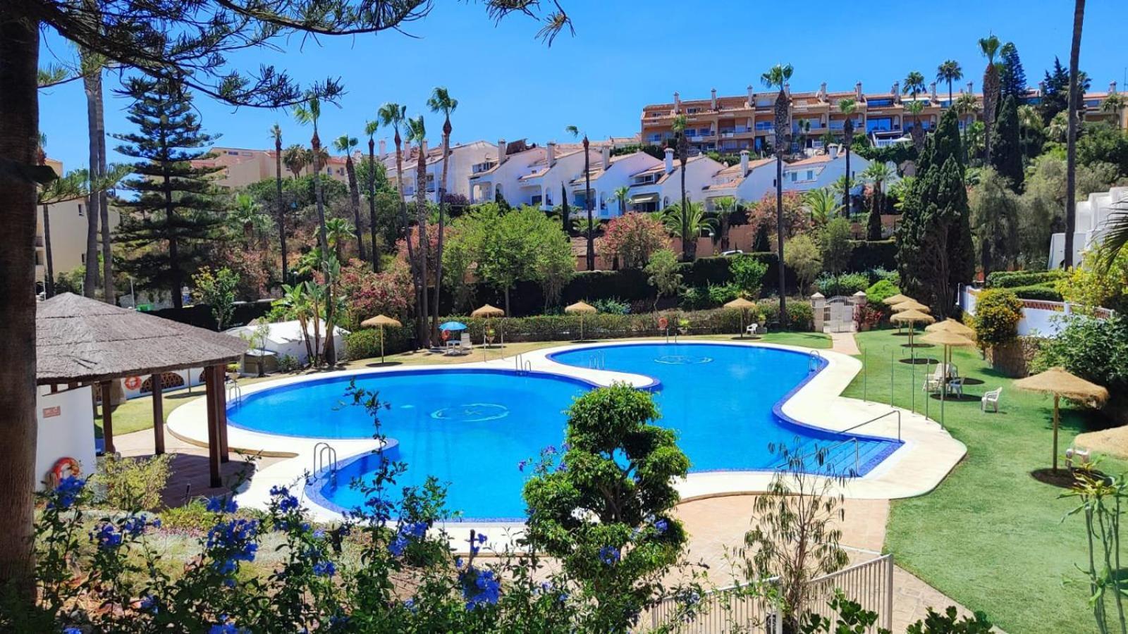 Benalgolf/Penthouse With Wonderful Sea Views Benalmádena Exterior foto